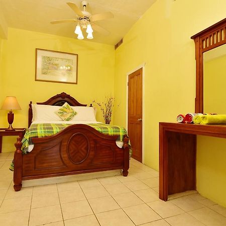 Beachfront Villa Gros Islet Bagian luar foto