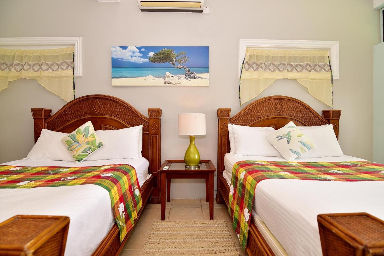 Beachfront Villa Gros Islet Bagian luar foto