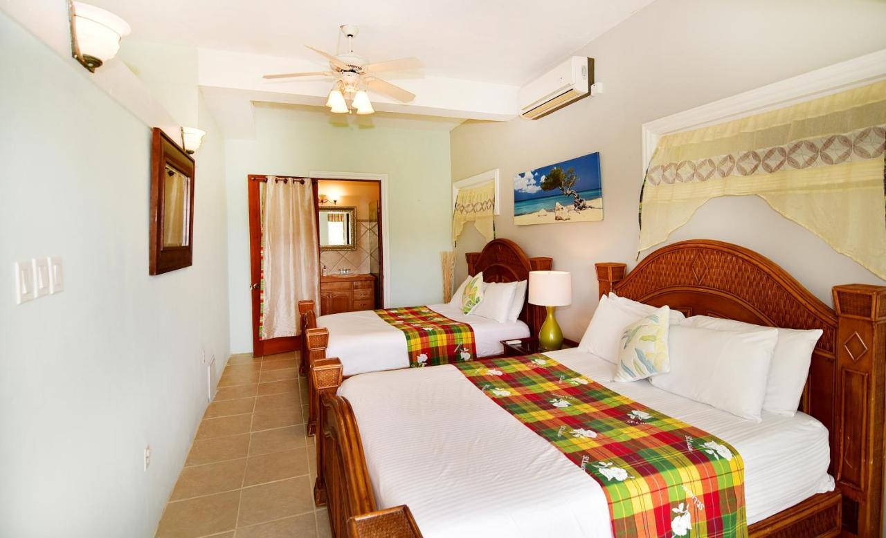 Beachfront Villa Gros Islet Bagian luar foto